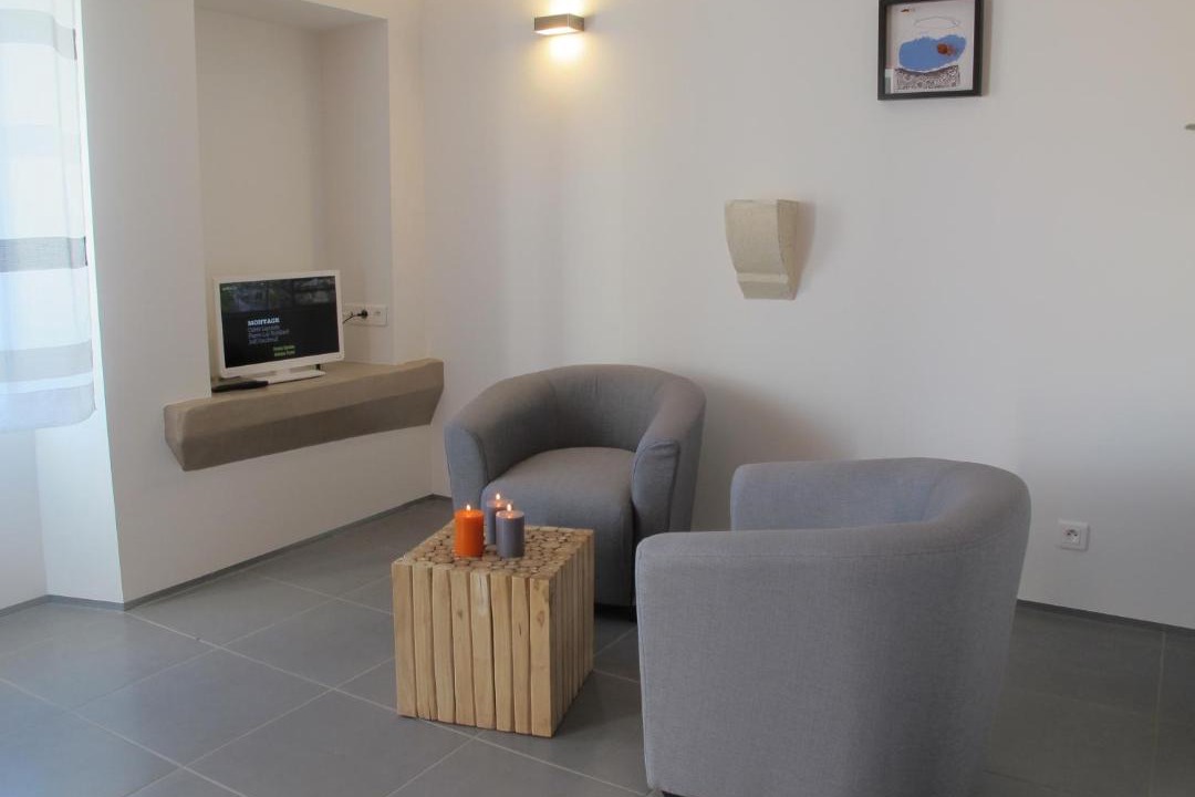 Photo of Livingroom in Suze-la-Rousse