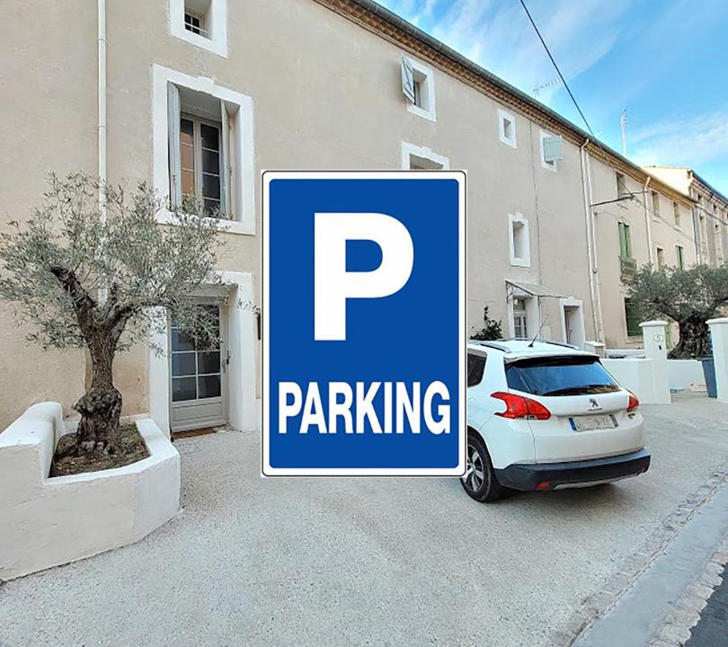 Photo of Buildings in Pezenas