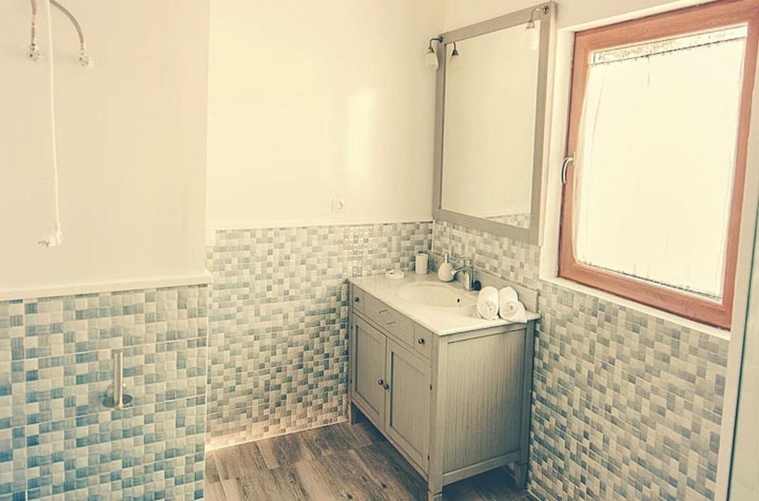 Photo of Bathroom in Canamero