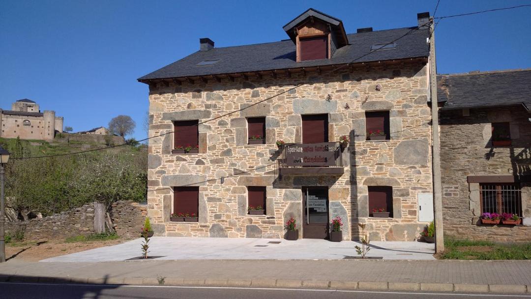 Photo of Buildings in Puebla de Sanabria