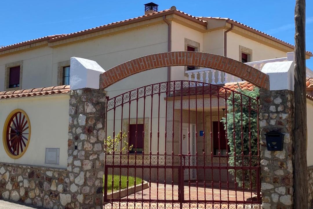 Photo of Buildings in Machacon