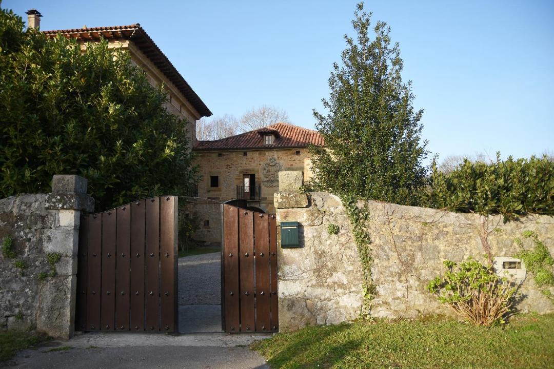 Photo of Buildings in Entrambasaguas