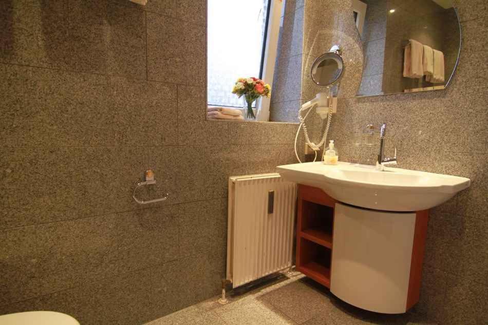 Photo of Bathroom in Tinnum
