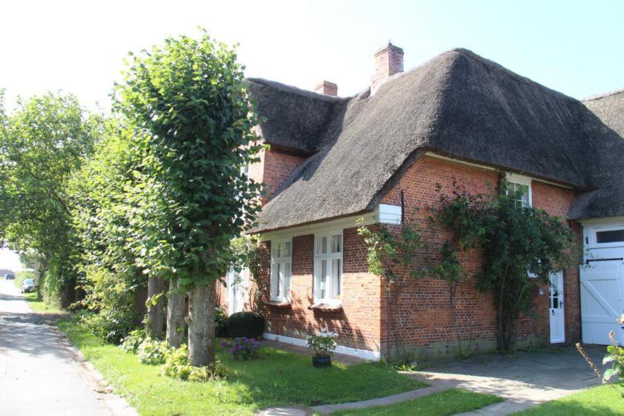 Photo of Buildings in Suderende