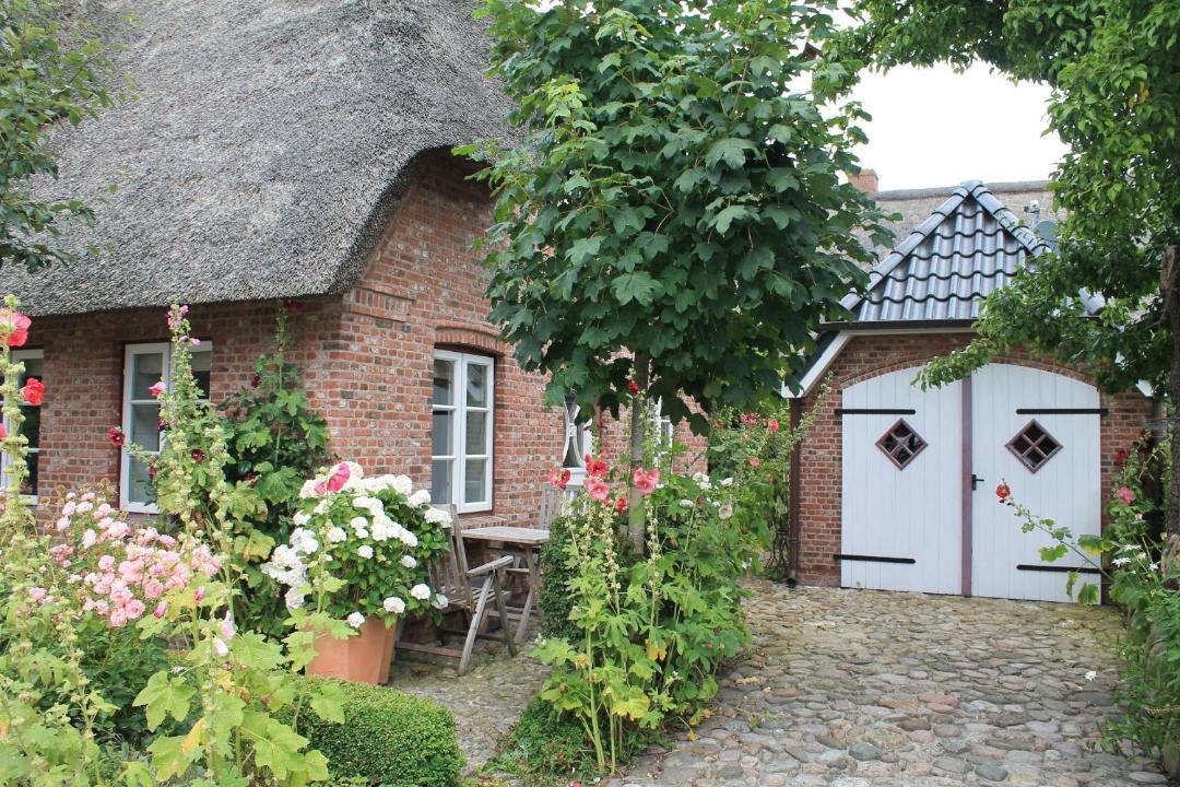 Photo of Buildings in Suderende