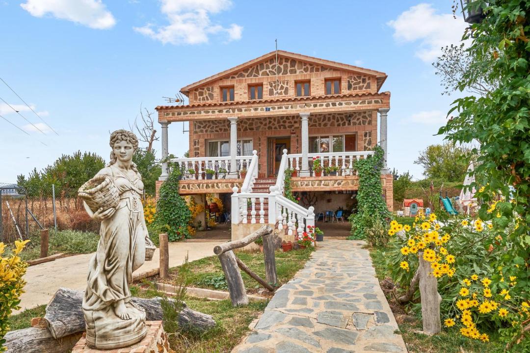 Photo of Others in Porzuna