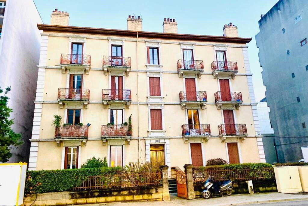 Photo of Buildings in Annemasse