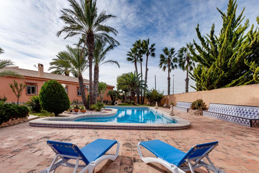 Photo of Outdoor in El Chaparral