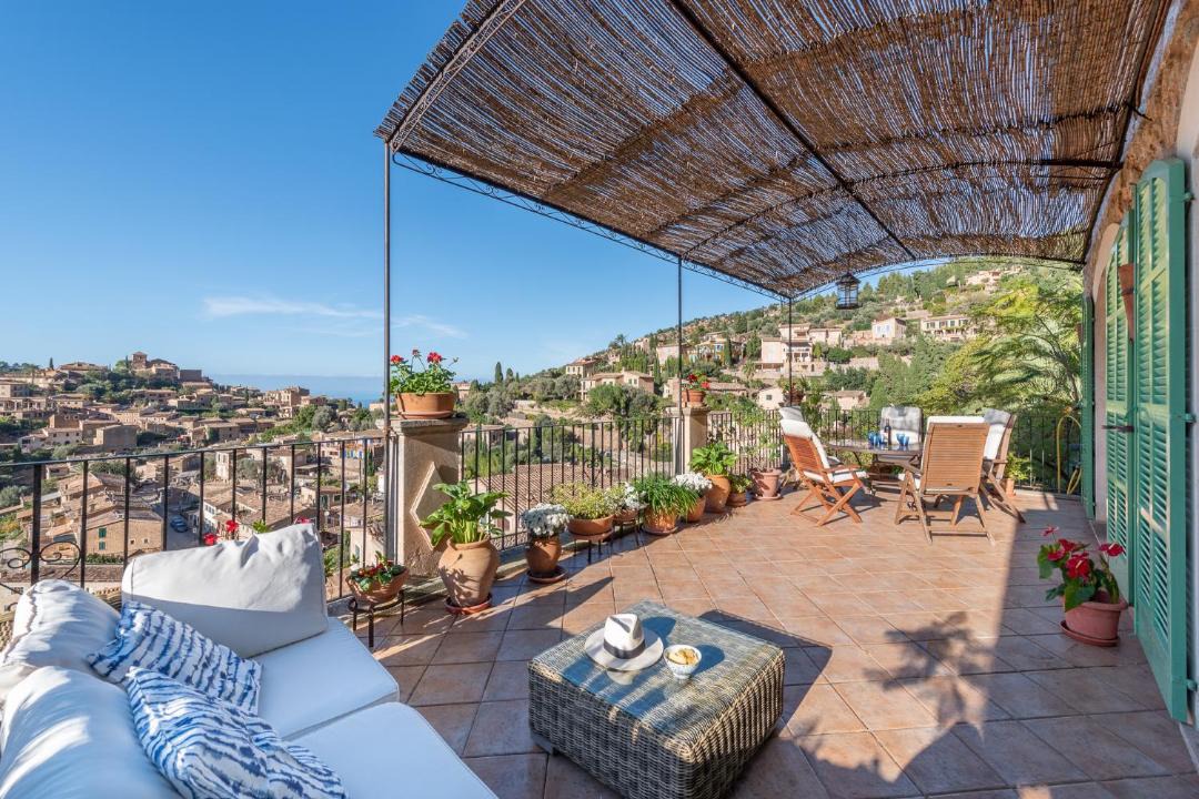 Photo of Patio Balcony in Deia