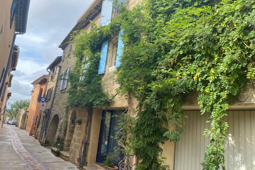 Photo of Buildings in Saint-Quentin-la-Poterie