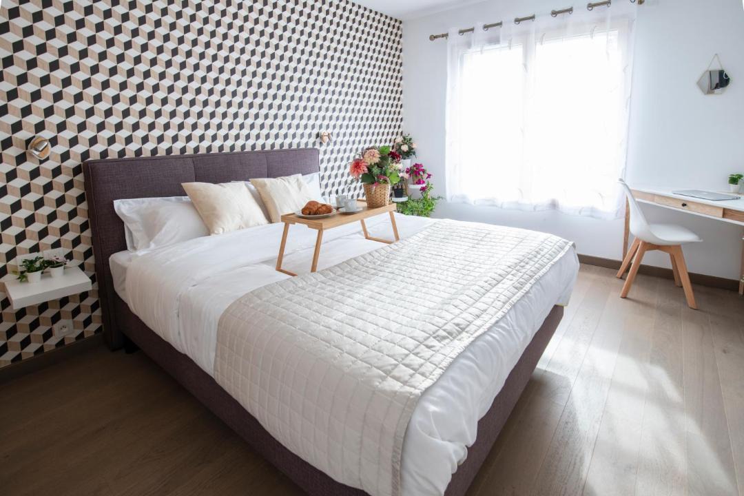 Photo of Bedroom in Divonne-les-Bains