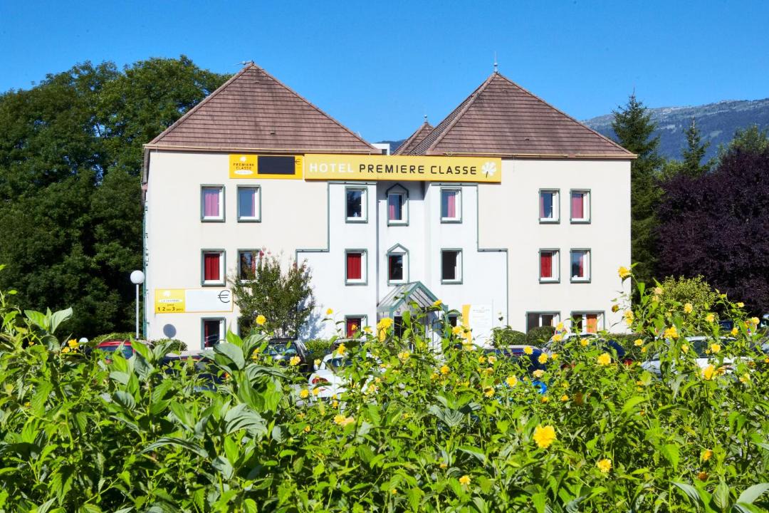 Photo of Buildings in Saint-Genis-Pouilly