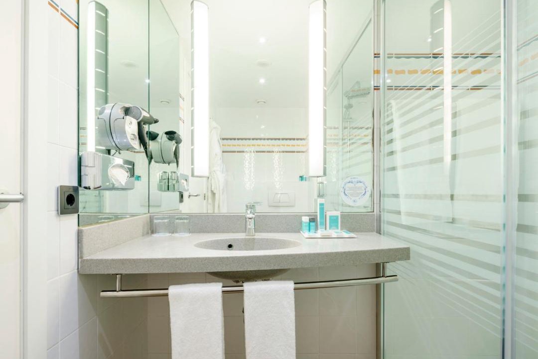 Photo of Bathroom in Benicalap