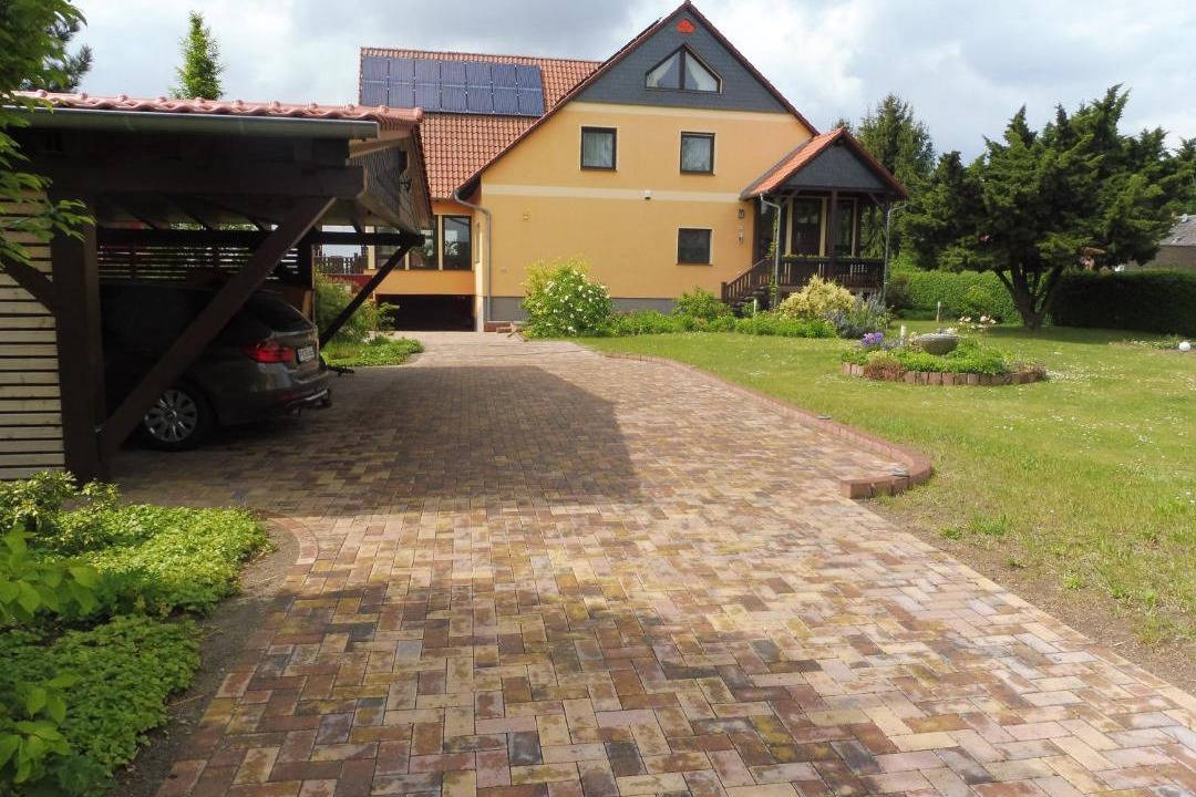 Photo of Others in Radewege