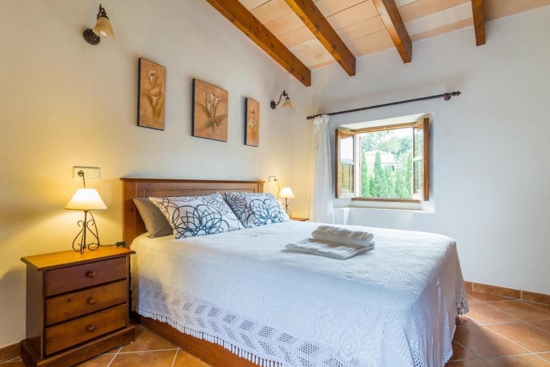 Photo of Bedroom in Campanet