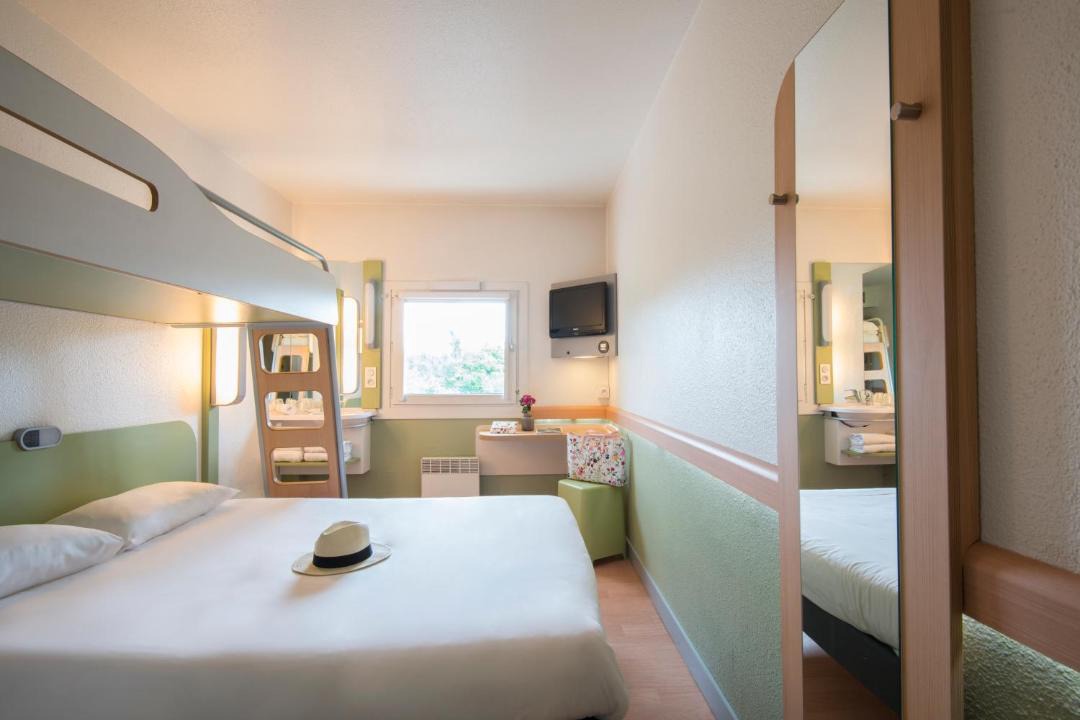Photo of Bedroom in Meyreuil