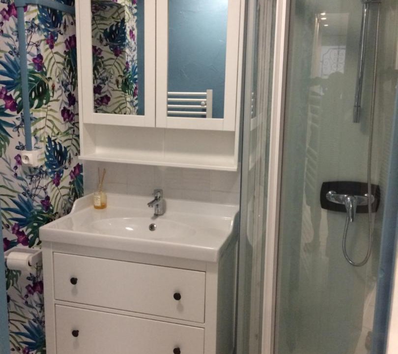 Photo of Bathroom in Caumont-sur-Durance