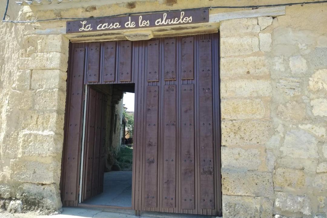 Photo of Buildings in Amusco