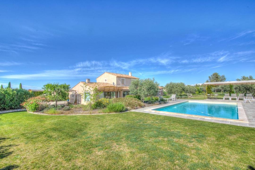 Photo of Outdoor in Eygalieres
