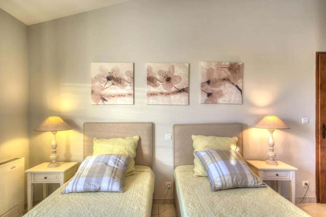 Photo of Bedroom in Eygalieres