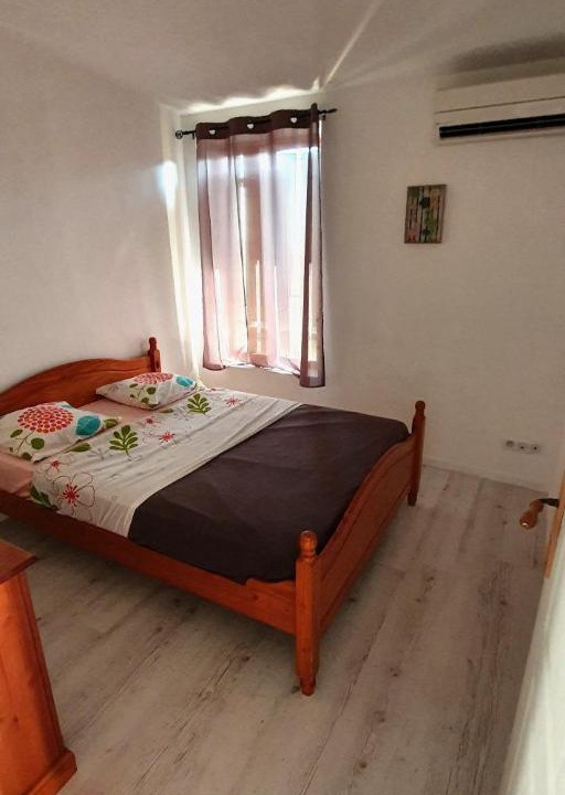 Photo of Bedroom in Meynes