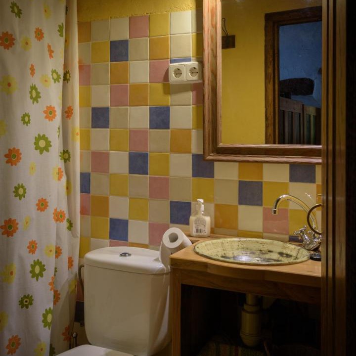 Photo of Bathroom in Traguntia