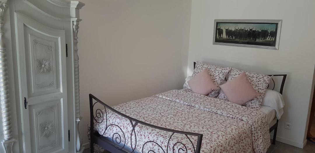 Photo of Bedroom in Graveson