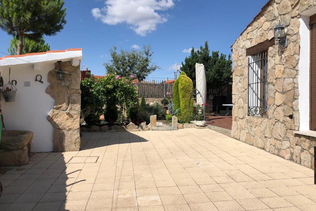 Photo of Others in Tardobispo