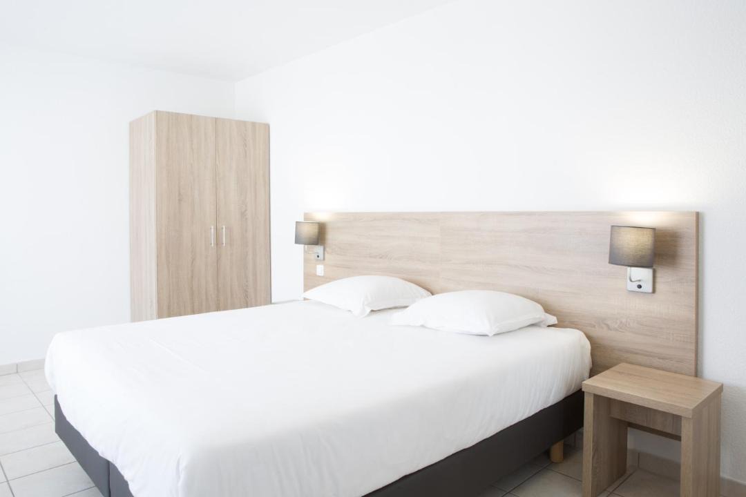 Photo of Bedroom in Divonne-les-Bains