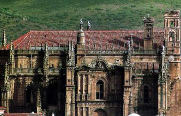 Photo of Buildings in Hervas