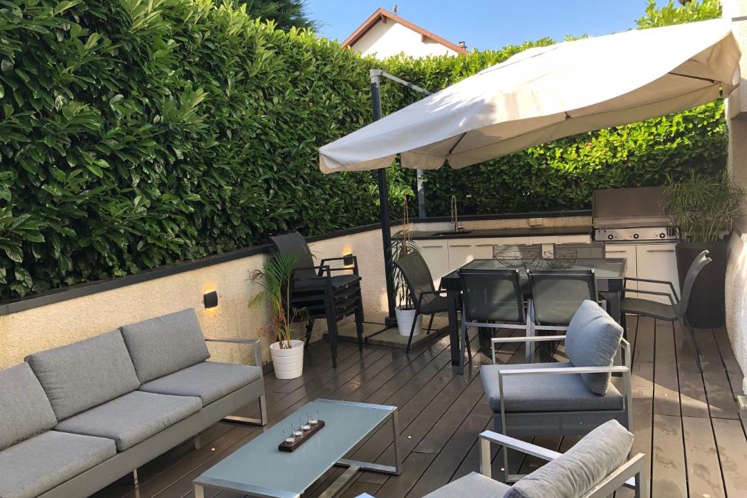 Photo of Patio Balcony in Saint-Genis-Pouilly