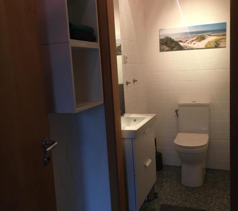 Photo of Bathroom in Russee - Hammer