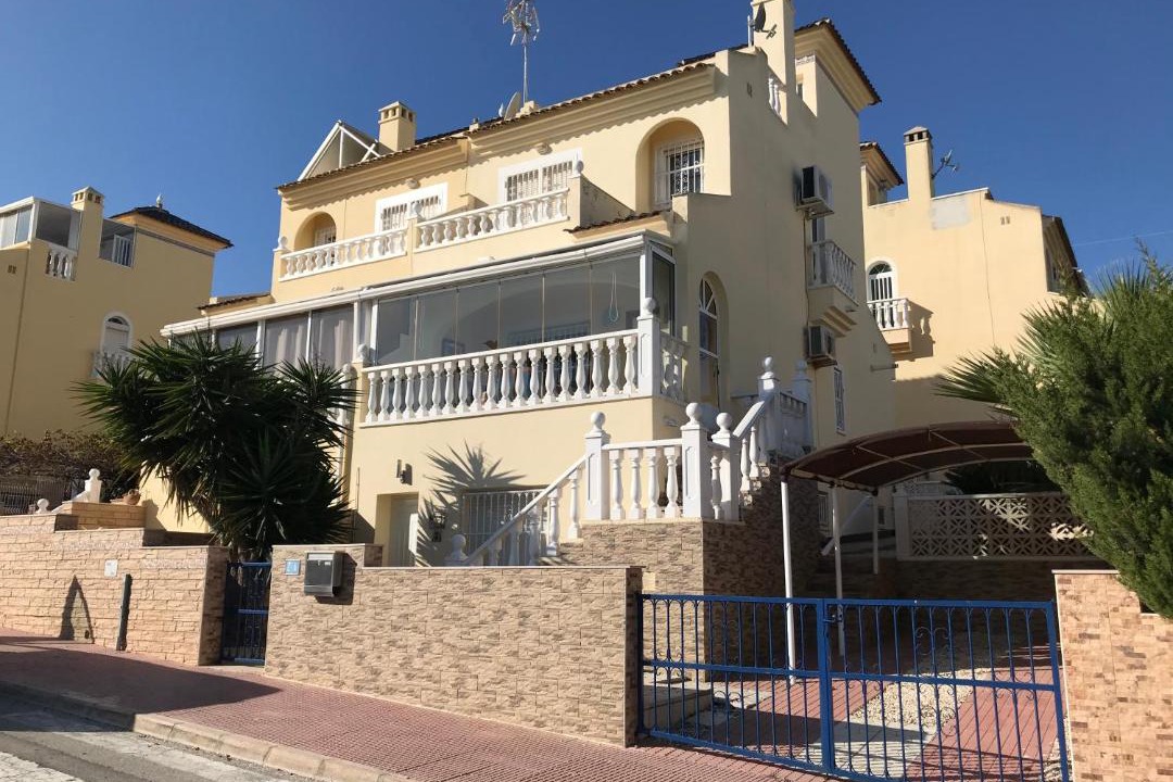 Photo of Buildings in Rojales