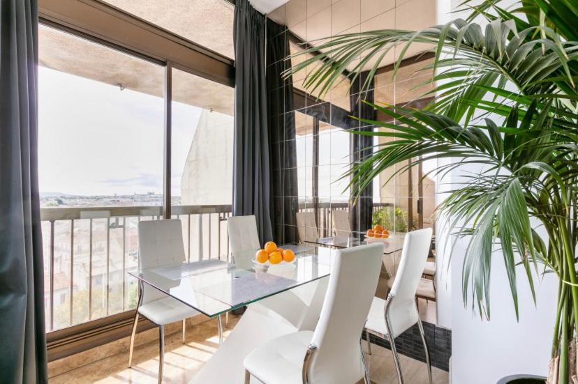 Photo of Patio Balcony in Comedie
