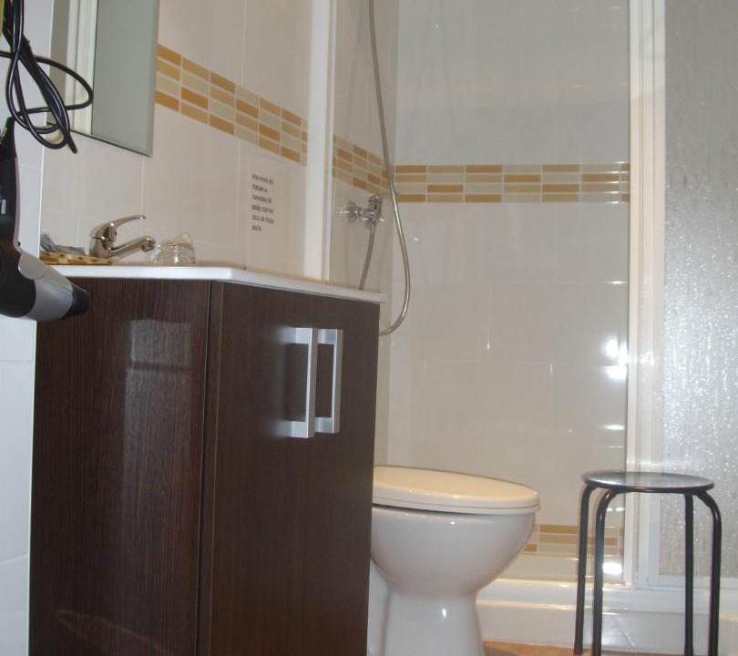Photo of Bathroom in Cerezo