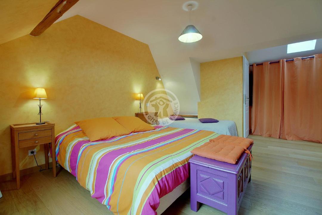 Photo of Bedroom in Campan