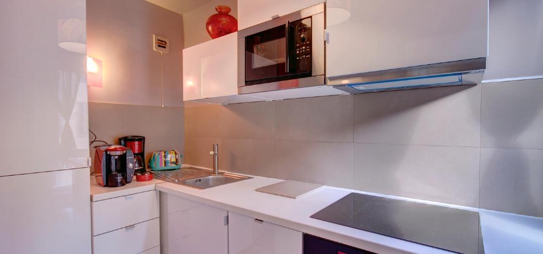 Photo of Kitchen in Annecy Old Town