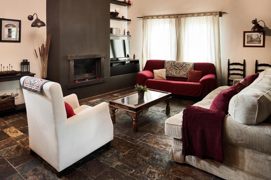 Photo of Livingroom in Majaelrayo