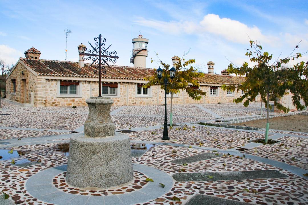 Photo of Others in Orgaz