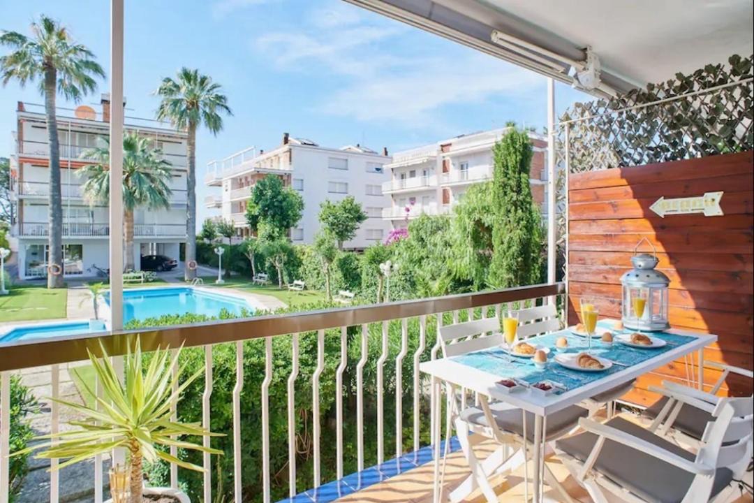 Photo of Others in Sitges