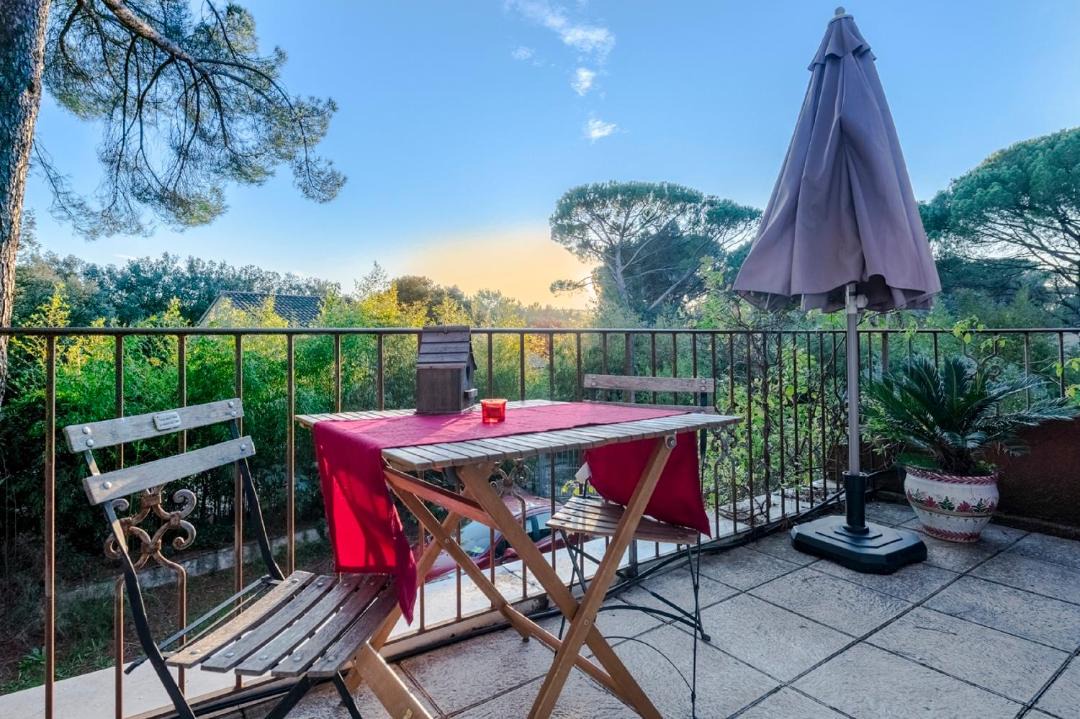 Photo of Patio Balcony in Castillon-du-Gard