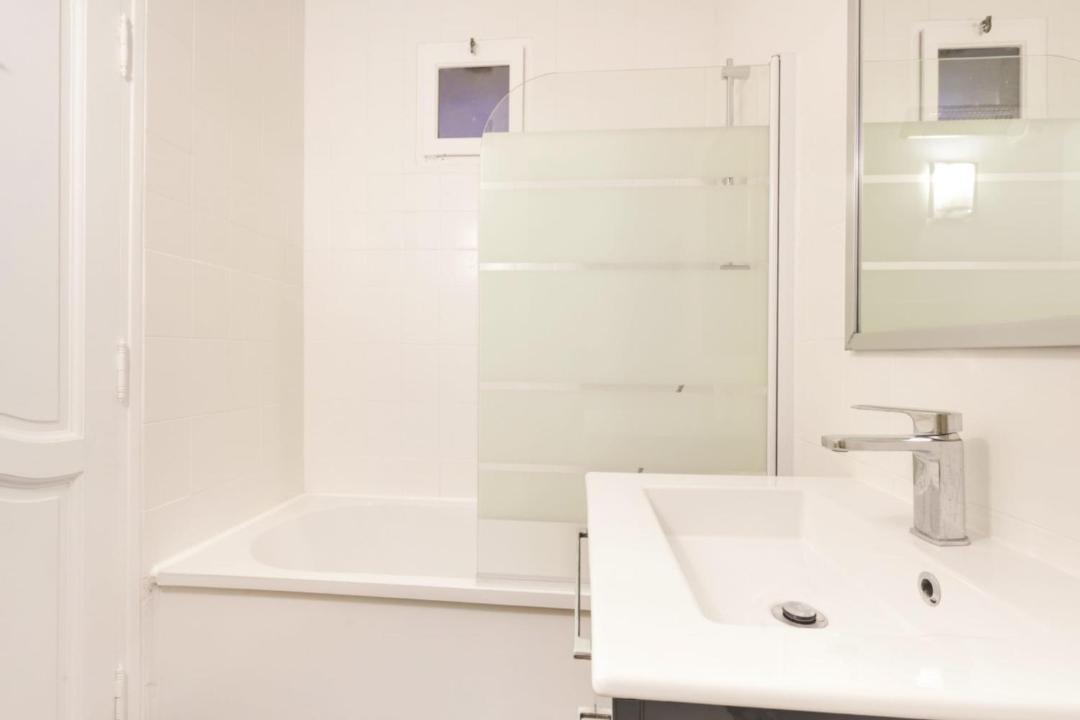 Photo of Bathroom in Gambetta