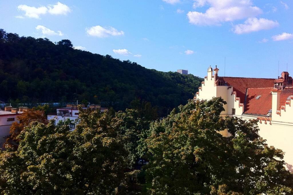 Photo of Others in Karlin