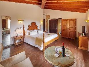 Photo of Bedroom in Binibona
