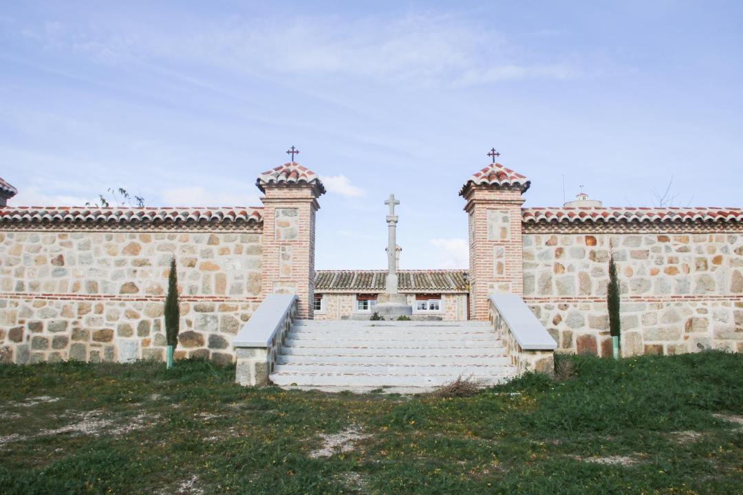 Photo of Others in Orgaz