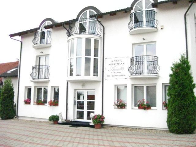 Photo of Others in Seberov