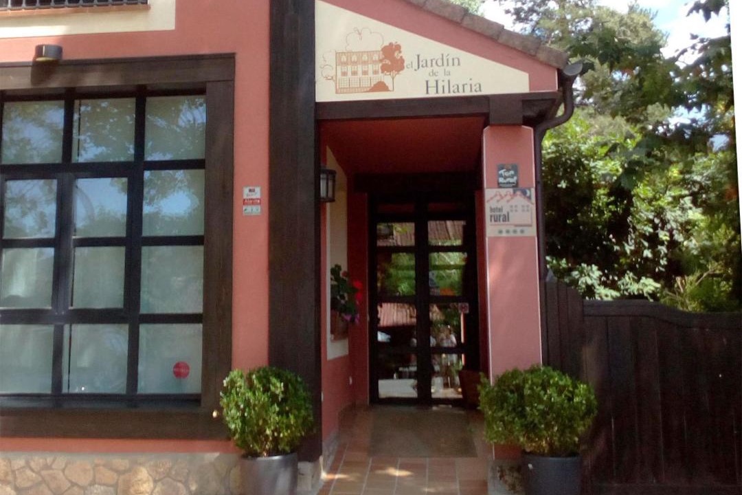 Photo of Others in La Pradera de Navalhorno