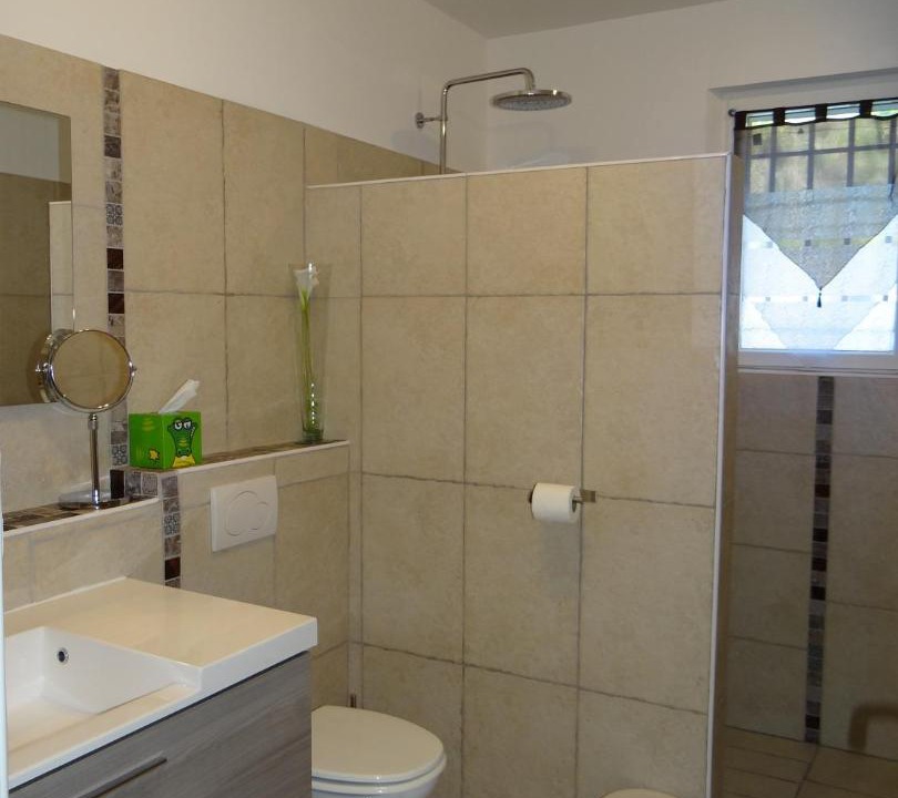 Photo of Bathroom in Le Puy-Sainte-Reparade