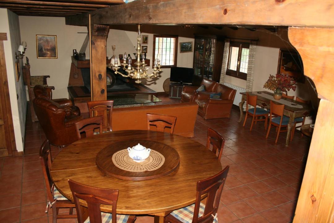 Photo of Others in Calomarde