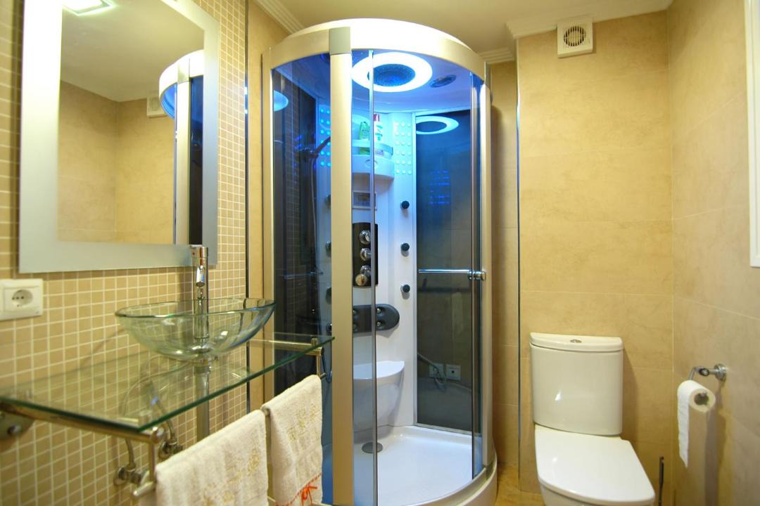 Photo of Bathroom in Nerja City Centre